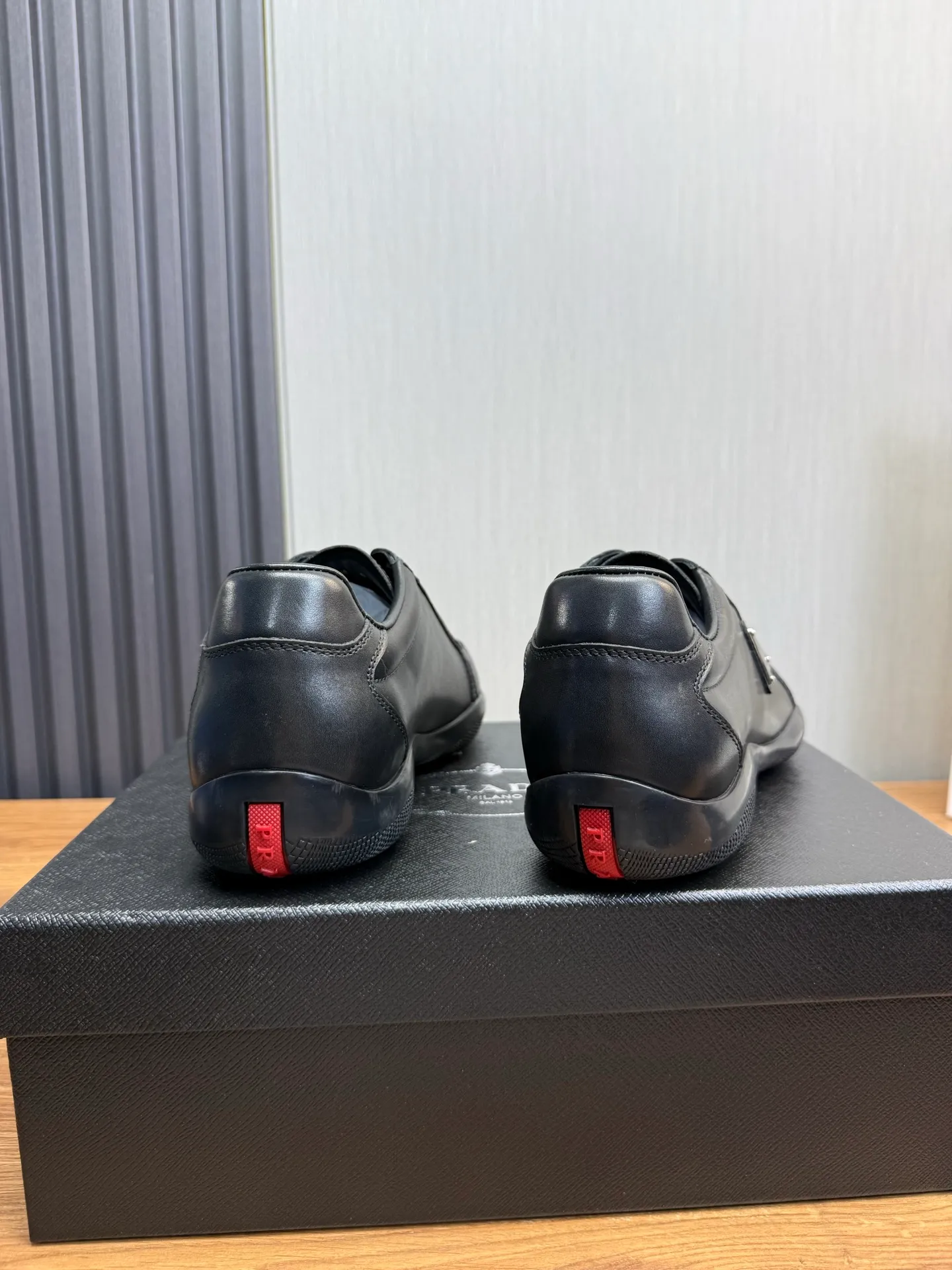 Men's shoes 💰760💰 [PRADA] New models synchronized with the official website, high-quality shipments ✔️Best sellers🔥 Original cowhide + cowhide lining, 1🆚1 replica, original original sole, 38-45 (men's 38.45 custom-made, non-refundable)